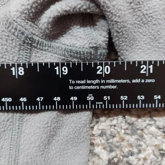 Patagonia Sweater Women's Small Gray Fleece 1/4 Zip Pullover Soft Fuzzy - Picture 5 of 6